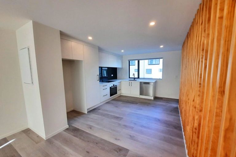 Photo of property in 15 Ara Mara Hua, Henderson, Auckland, 0612