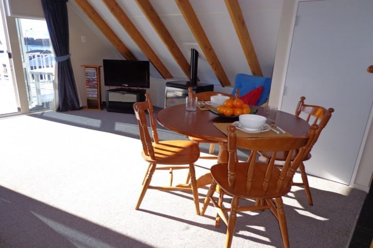 Photo of property in 16 O'neill Place, Lake Tekapo, 7999