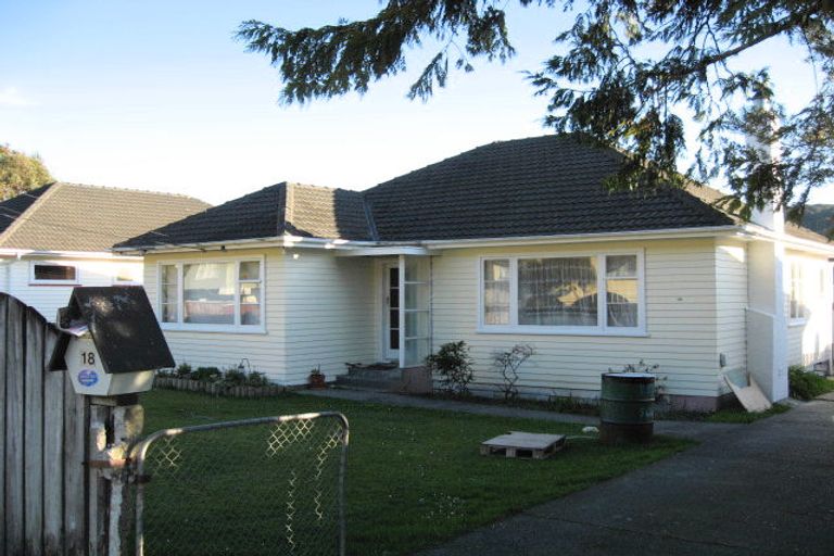 Photo of property in 18 Mckillop Street, Wainuiomata, Lower Hutt, 5014