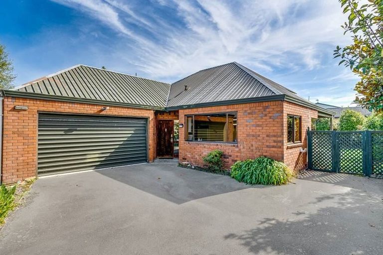 Photo of property in 2/35 Cutts Road, Russley, Christchurch, 8042