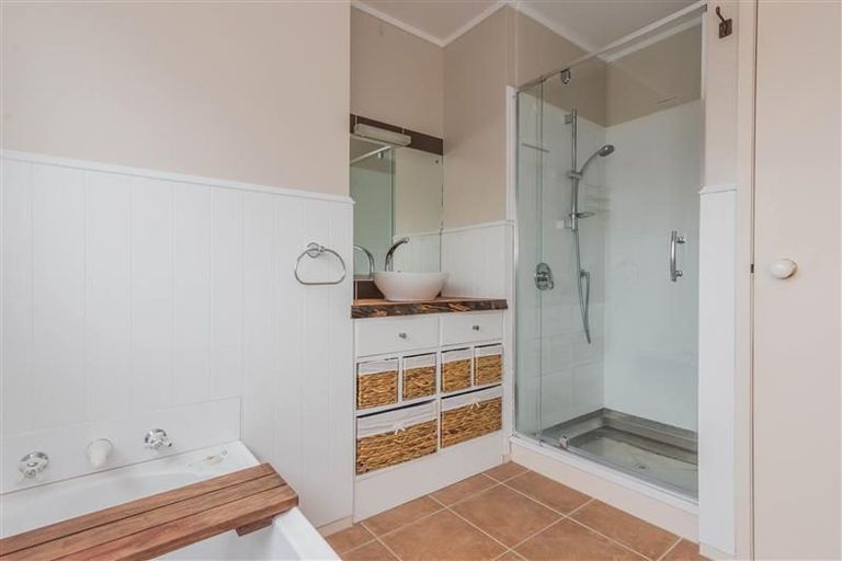 Photo of property in 3/95 Sturges Road, Henderson, Auckland, 0612