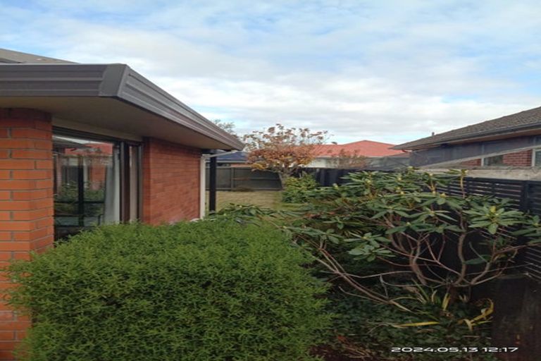 Photo of property in 2/71 Bentley Street, Russley, Christchurch, 8042