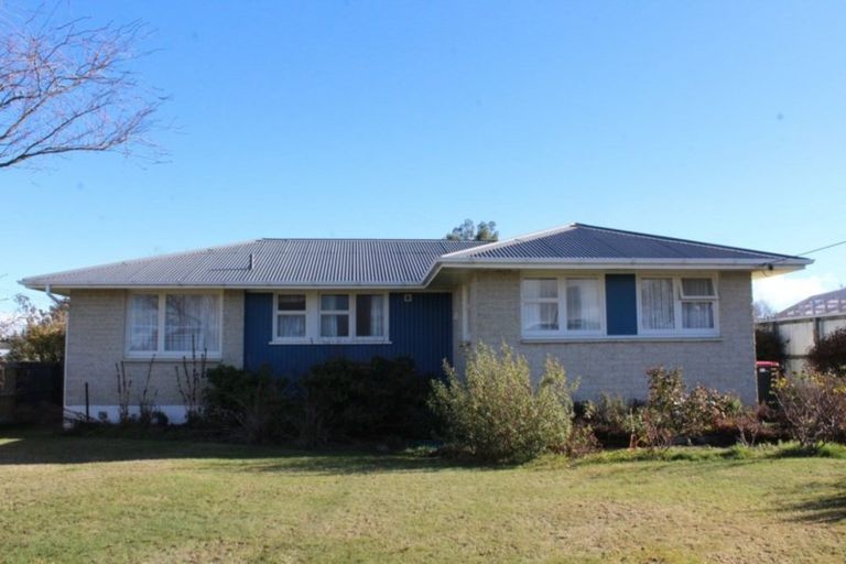 Photo of property in 25 Northland Street, Ranfurly, 9332