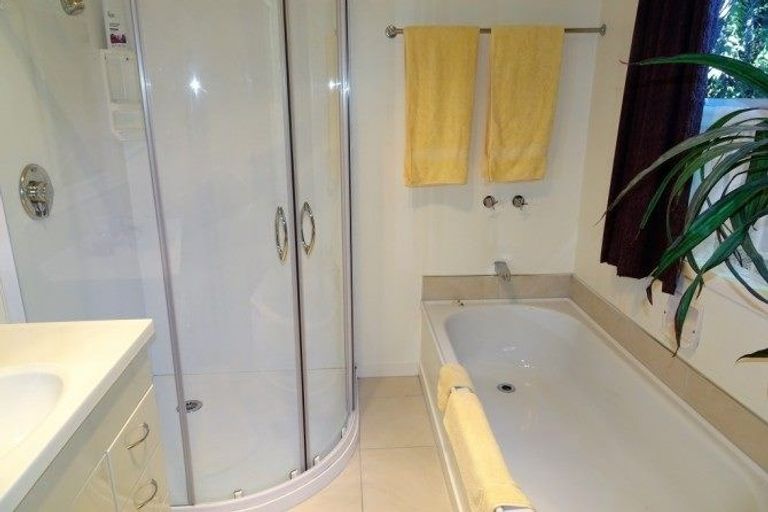 Photo of property in 20 Weenink Road, Karoro, Greymouth, 7805