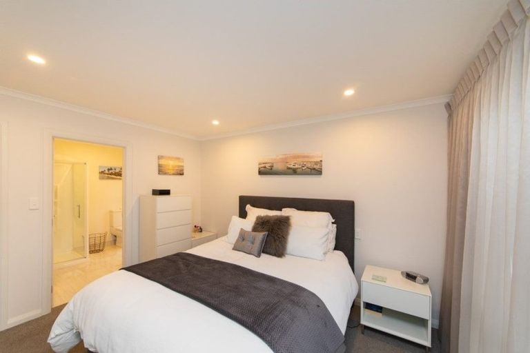 Photo of property in 402a Featherston Street, Palmerston North, 4414