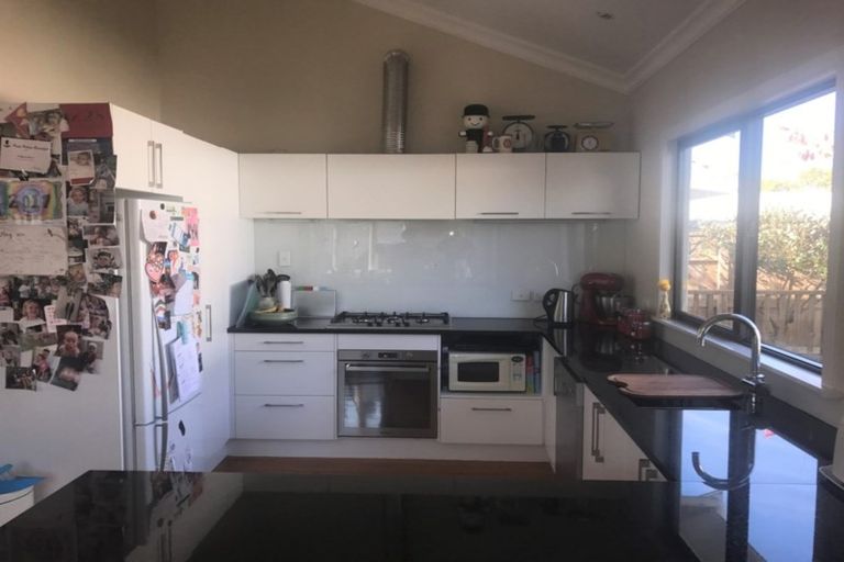 Photo of property in 16 High Street, Petone, Lower Hutt, 5012