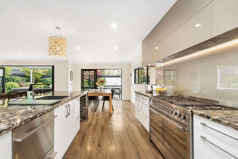 Photo of property in 186 Rossall Street, Merivale, Christchurch, 8014