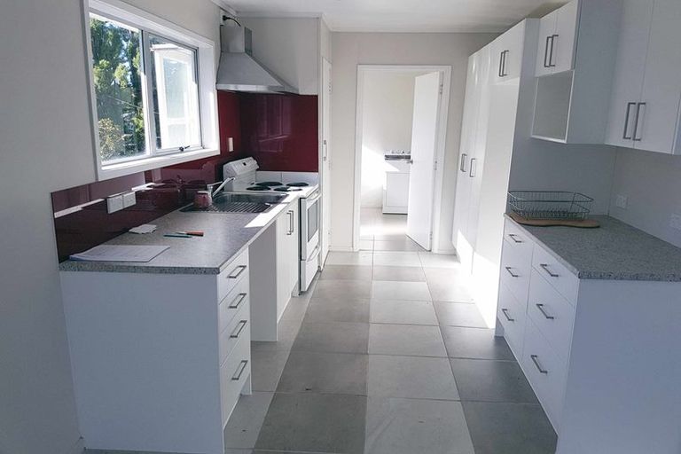 Photo of property in 148 Waimumu Road, Massey, Auckland, 0614