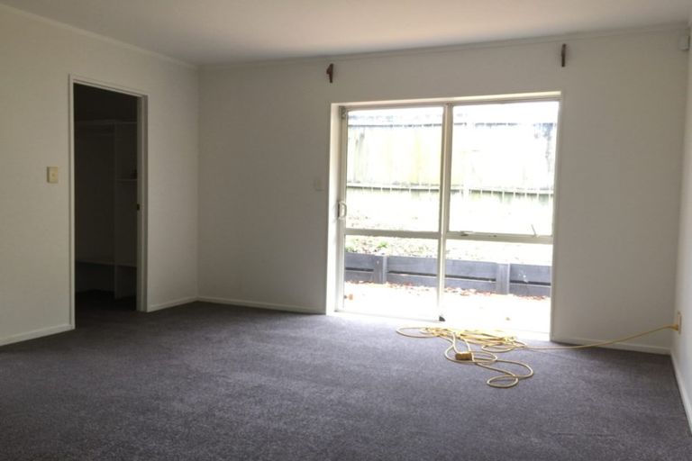 Photo of property in 28 Pukatea Avenue, Albany, Auckland, 0632