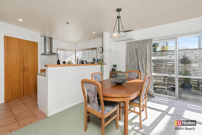 Photo of property in 21 Snell Crescent, Waihi Beach, 3611