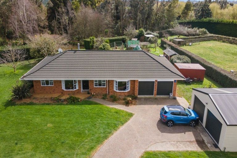 Photo of property in 91 Te Whanga Road, Levin, 5572
