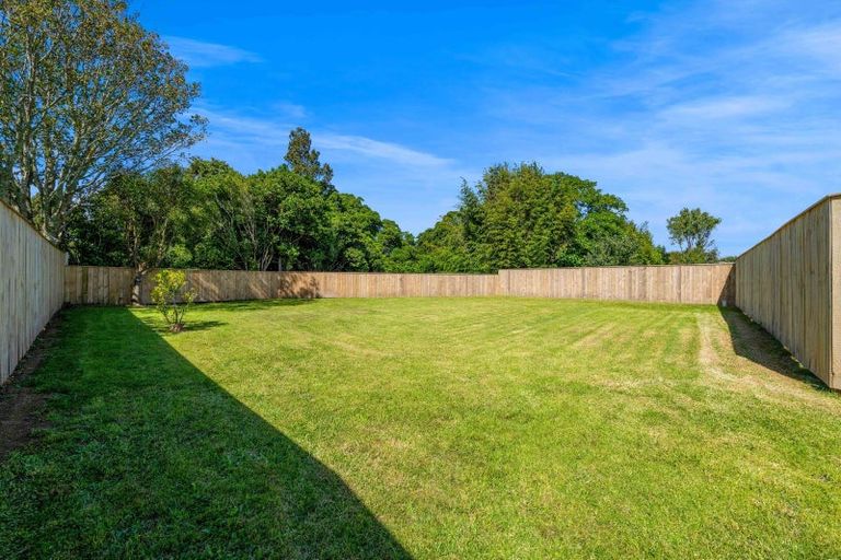 Photo of property in 17a Miro Street, Merrilands, 4312