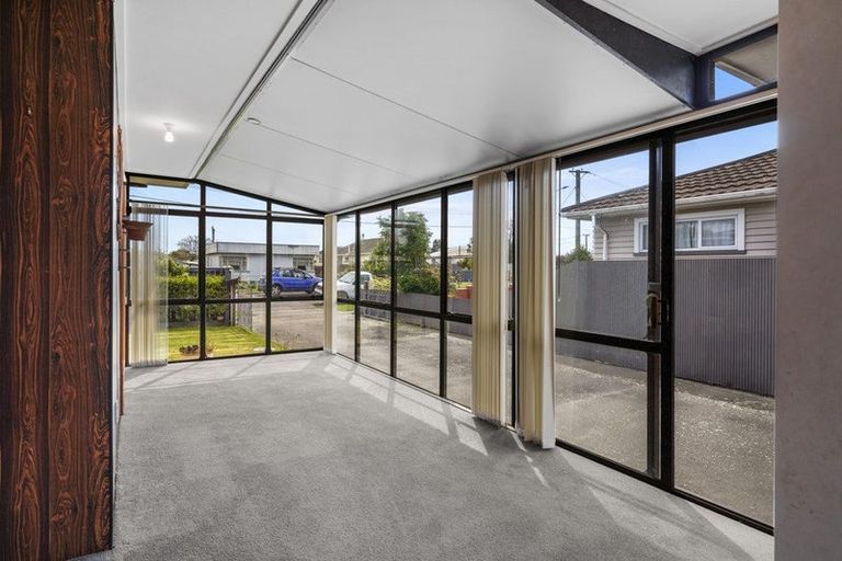 Photo of property in 56 Hargood Street, Woolston, Christchurch, 8062