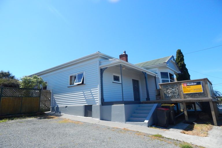 Photo of property in 8 Cambridge Street, Kensington, Timaru, 7910