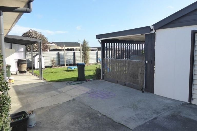 Photo of property in 19 Meadowbrook Drive, Cloverlea, Palmerston North, 4412