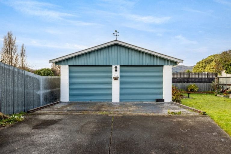 Photo of property in 110 Saint Johns Street, Woolston, Christchurch, 8062