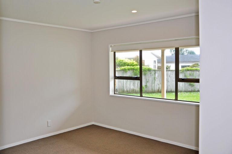 Photo of property in 11 Manuka Street, Orewa, 0931