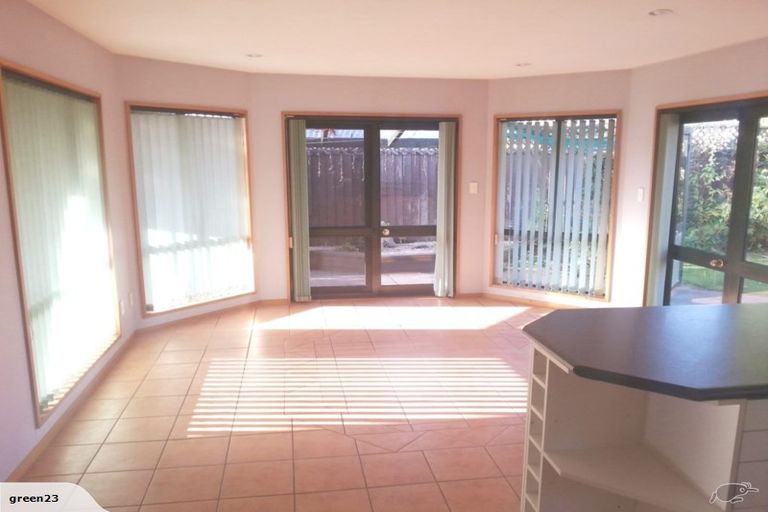 Photo of property in 67 Broadhaven Avenue, Parklands, Christchurch, 8083