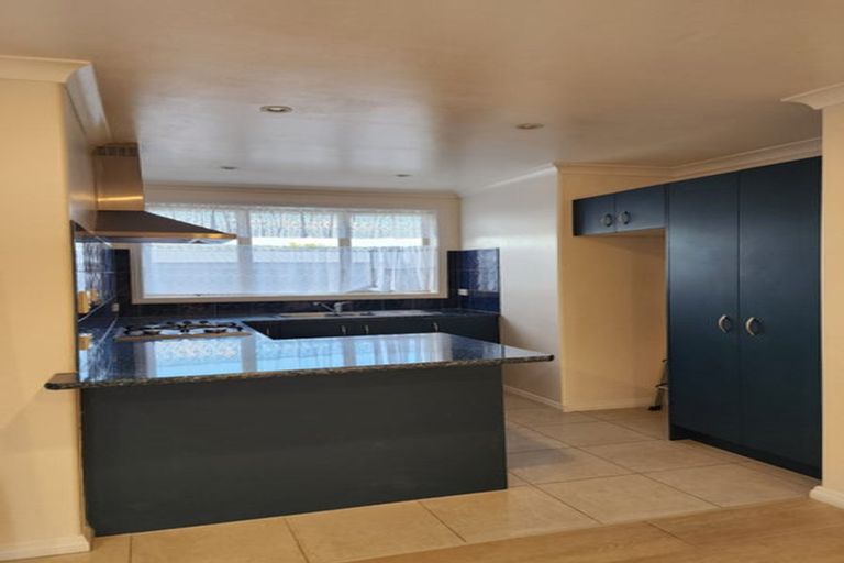 Photo of property in 2 Hastie Avenue, Mangere Bridge, Auckland, 2022