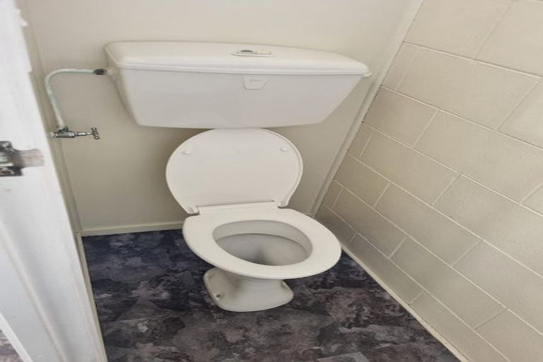 Photo of property in 353 College Street, West End, Palmerston North, 4410