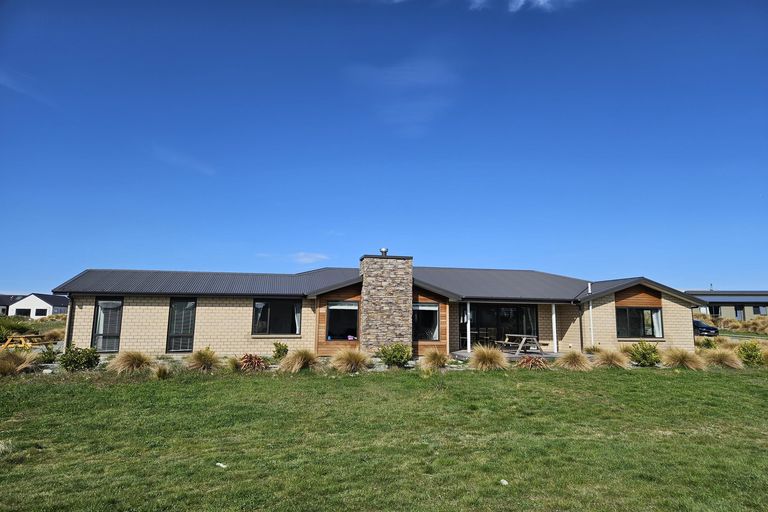 Photo of property in 17 Andrew Don Drive, Lake Tekapo, 7999