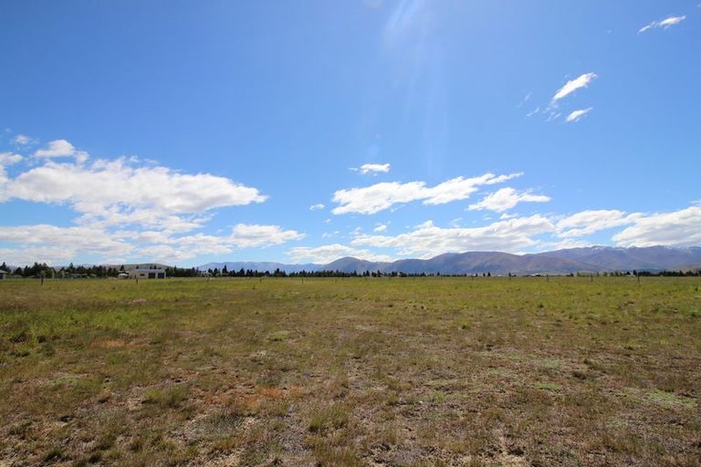 Photo of property in 8 Matukituki Crescent, Twizel, 7901