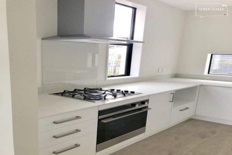 Photo of property in 5 Battalion Drive, Papakura, 2110