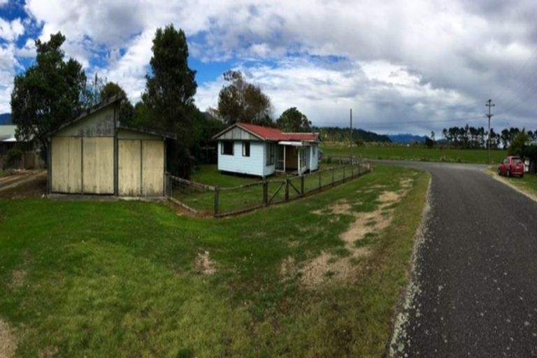 Photo of property in 2 Hunter Street, Karamea, 7893