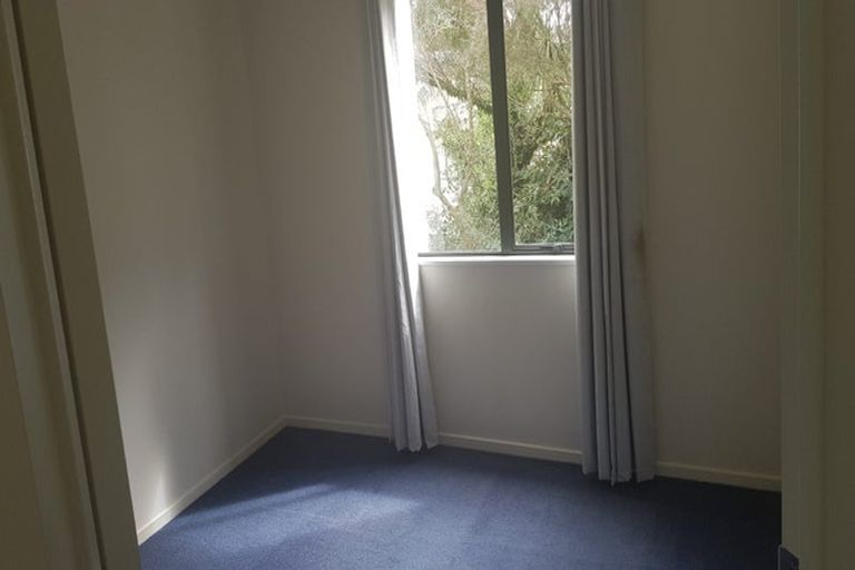 Photo of property in 11/3 Orwell Road, Greenhithe, Auckland, 0632