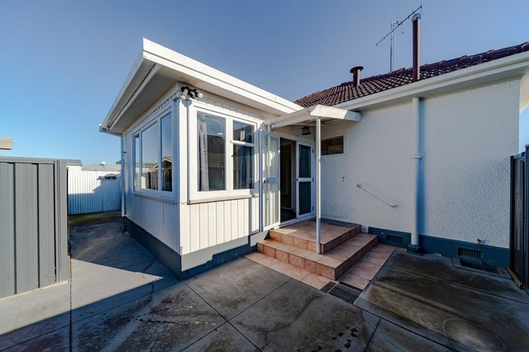 Photo of property in 16 Nuffield Avenue, Marewa, Napier, 4110