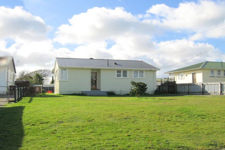 Photo of property in 15 Collins Crescent, Feilding, 4702