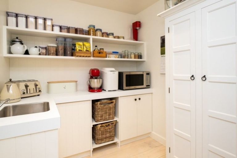 Photo of property in 193a Tauroa Road, Havelock North, 4130