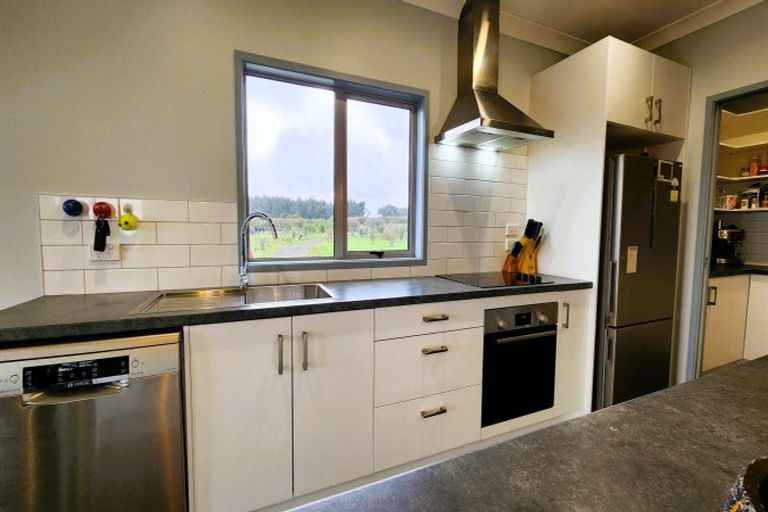 Photo of property in 70 Peters Road, Kaimiro, Inglewood, 4386