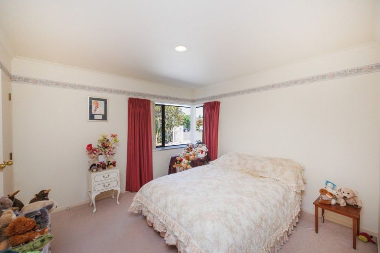 Photo of property in 7 Jasmine Place, Fitzherbert, Palmerston North, 4410