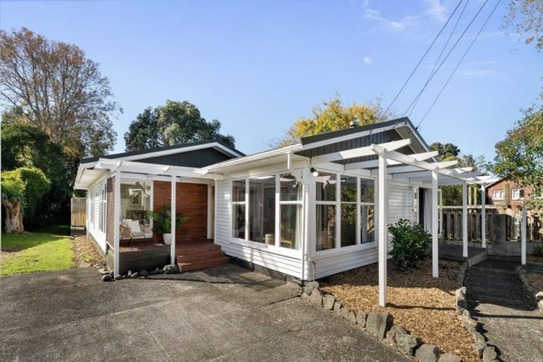 Photo of property in 85d Hill Road, Hillpark, Auckland, 2102