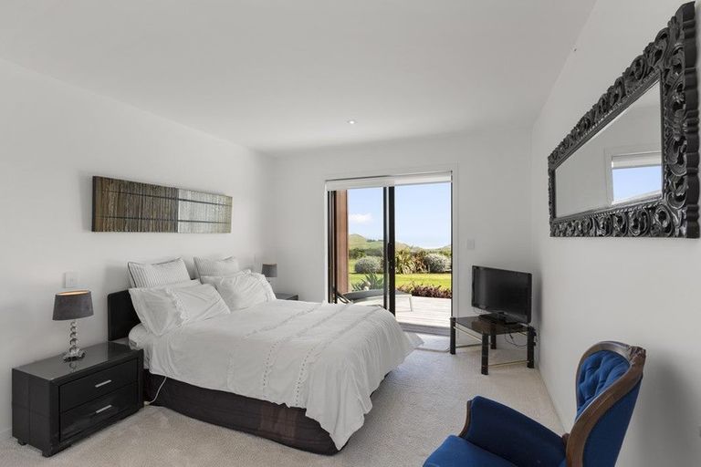 Photo of property in 812 Ruapuke Road, Raglan, 3296