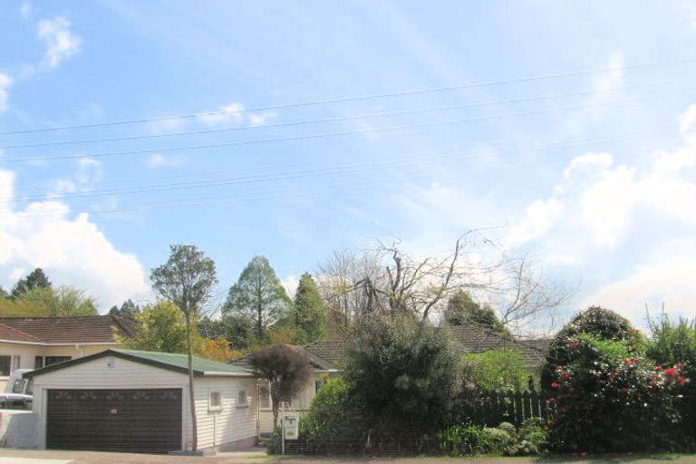 Photo of property in 5 Selwyn Road, Lynmore, Rotorua, 3010