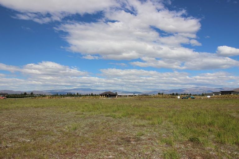 Photo of property in 8 Matukituki Crescent, Twizel, 7901