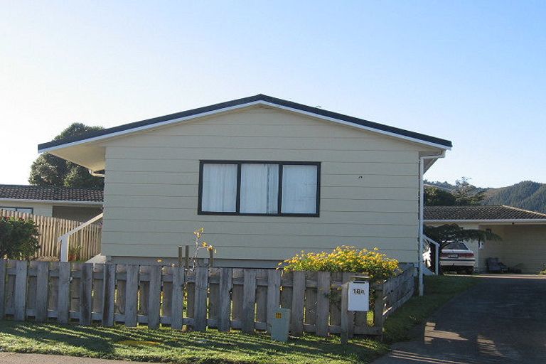 Photo of property in 18a Pukeko Street, Paraparaumu, 5032