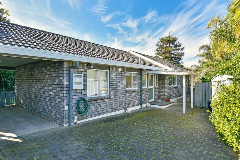 Photo of property in 2/10 Kenwick Place, Burswood, Auckland, 2013