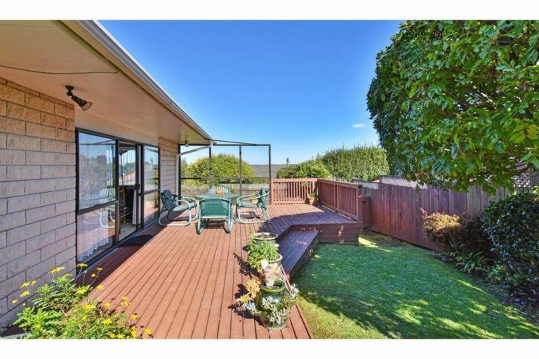 Photo of property in 1/55 Calluna Crescent, Totara Heights, Auckland, 2105