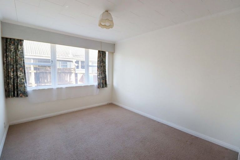 Photo of property in 1002 High Street, Avalon, Lower Hutt, 5011