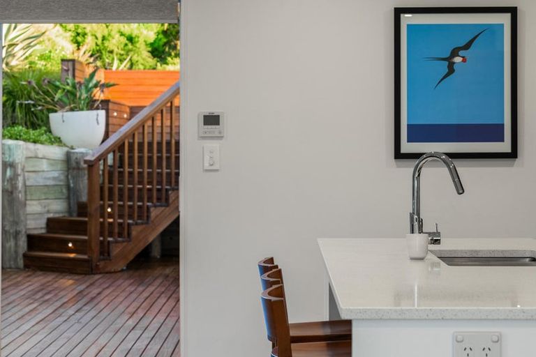 Photo of property in 55 Accolage Boulevard, Kumeu, 0810