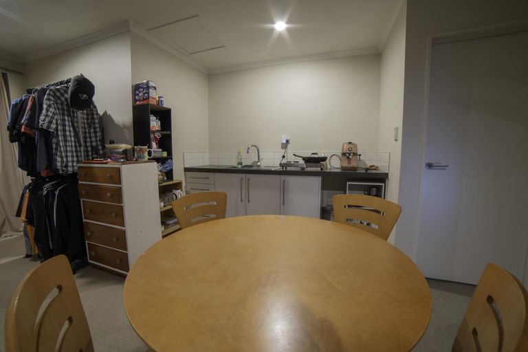 Photo of property in 16 Reins Road, Takanini, 2112