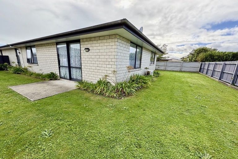 Photo of property in 10a-b Harkness Place, Westport, 7825