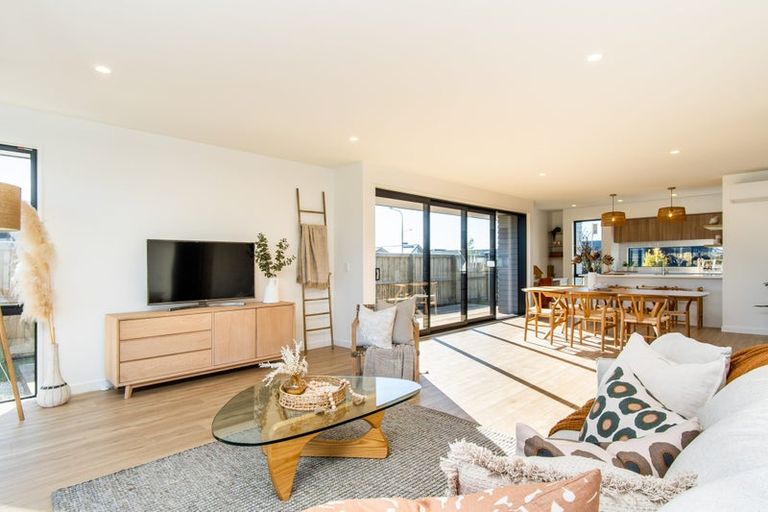 Photo of property in 3 Kearns Drive, Halswell, Christchurch, 8025