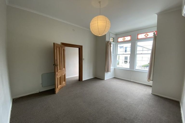 Photo of property in 96 Pirie Street, Mount Victoria, Wellington, 6011