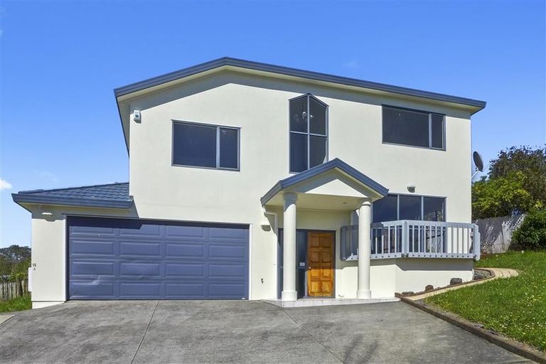 Photo of property in 86a Rosewarne Crescent, Glendene, Auckland, 0602