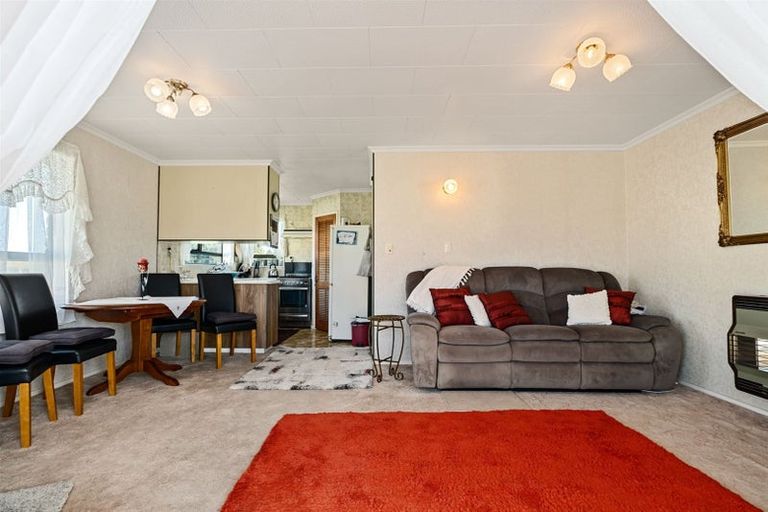 Photo of property in 1/6 Princess Street, Waitara, 4320