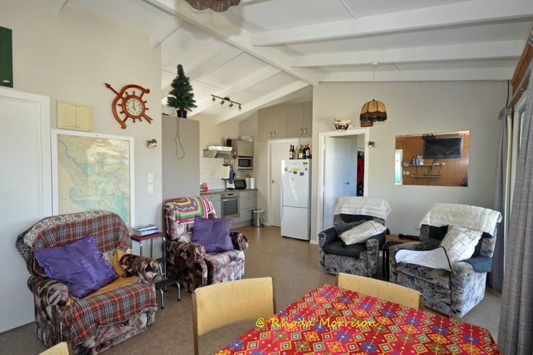 Photo of property in 1 Sandy Beach Road, Tinopai, 0593